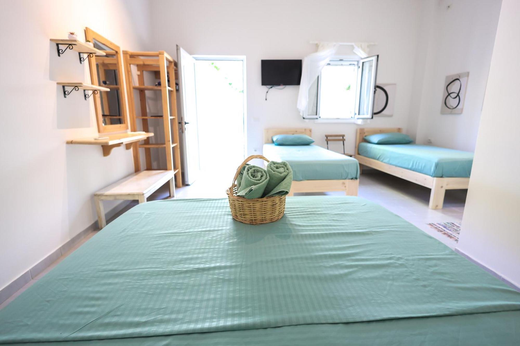 Casablanca Rooms Dhermi Bagian luar foto
