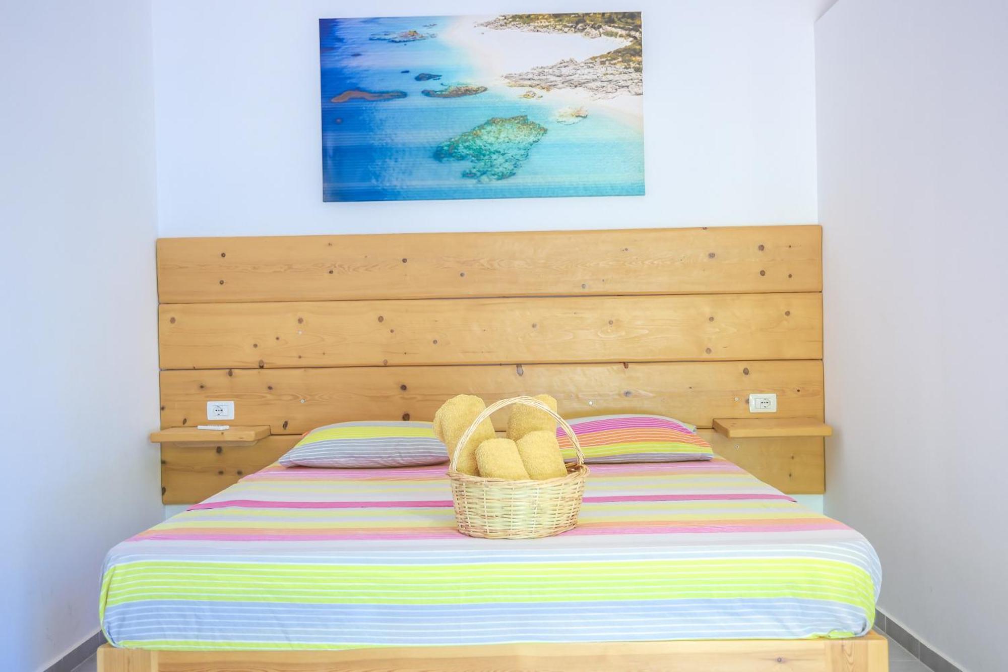 Casablanca Rooms Dhermi Bagian luar foto