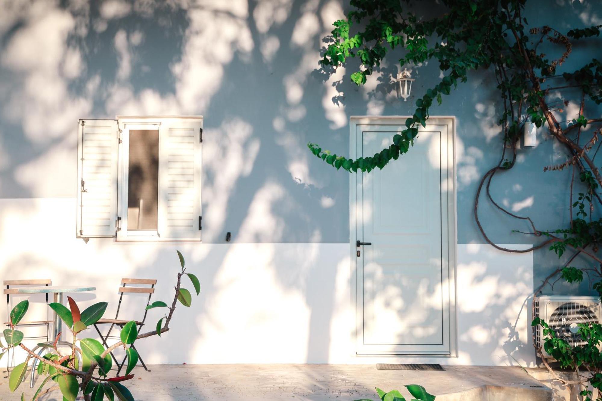 Casablanca Rooms Dhermi Bagian luar foto